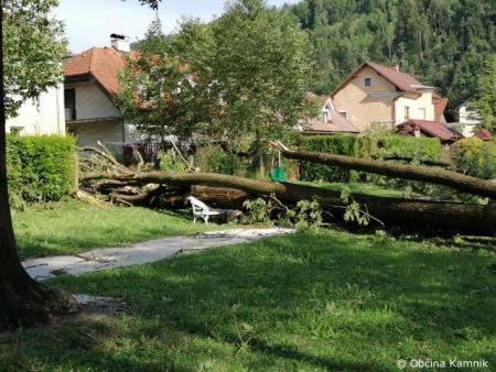 Stanje po neurja z vetrom do 21. ure (5)